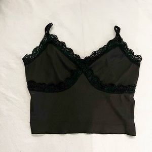Black lace cropped tank top
